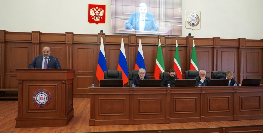 27.05.2021 года Руководство Счетной палаты Чеченской Республики, во главе с Председателем Палаты А-Х.С. Байбетировым приняло участие в заседании Парламента Чеченской Республики