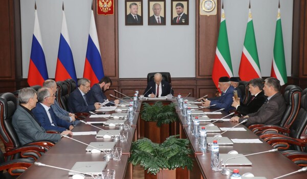 5 мая 2026 года в 10.00 часов аудитор Счетной палаты Чеченской Республики Джабраилов Л.Д. принял участие в заседании Комитета Парламента Чеченской Республики по бюджету, банкам и налогам.